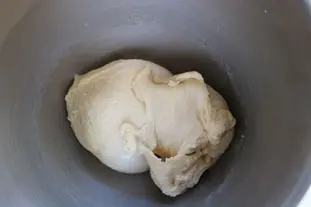 Pâte levée feuilletée (pâte à croissants) : etape 25
