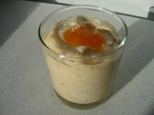 Crème fouettée à l'abricot