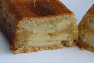 Gâteau de Nanou aux pommes et aux amandes