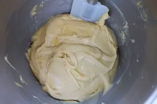 Gâteau renversé aux pommes caramélisées : etape 25