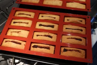 Petits biscuits fourrés chocolat et noisettes : etape 25