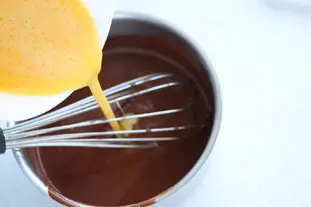 Tarte poires et chocolat, note de menthe : etape 25