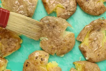 Pommes de terre écrasées à la cancoillotte