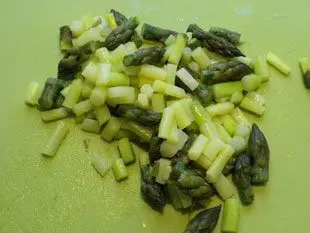 Pâtes aux asperges vertes : etape 25