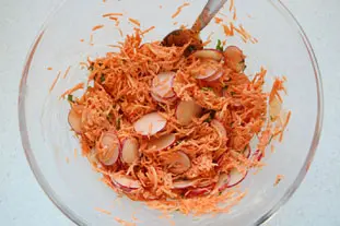 Salade croquante radis et carottes : etape 25