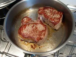 Comment bien cuire une viande rouge : etape 25