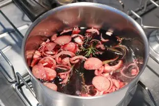 Viande braisée au vin rouge réduit : Photo de l'étape 2