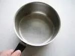 Comment faire chauffer du lait sans faire attacher le fond de la casserole
